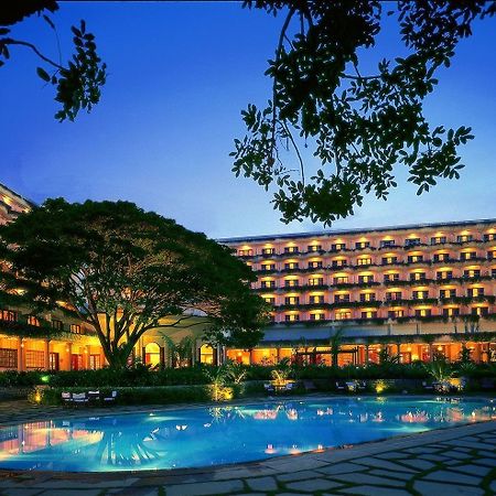 The Oberoi Bengaluru Hotel Bagian luar foto